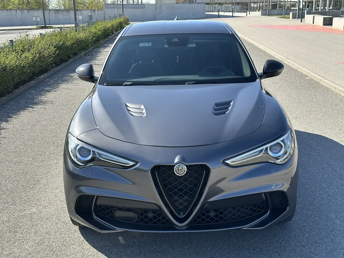 Alfa Romeo Stelvio Quadrifoglio *Akrapovic - Carbon/Keramik* Grau - 2