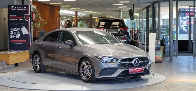 Mercedes-Benz CLA view 3