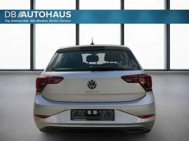 Volkswagen Polo view 5