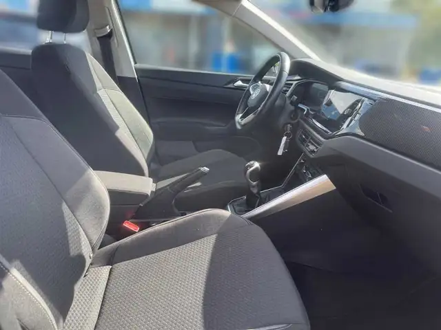 Volkswagen Polo view 15