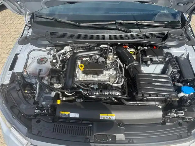 Volkswagen Polo view 20