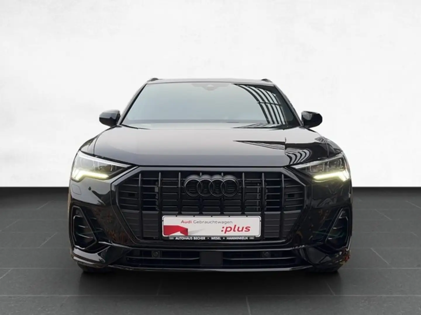 Audi Q3 S line 35 TFSI S tronic /AHK/Rückfahrk/Pano Schwarz - 2