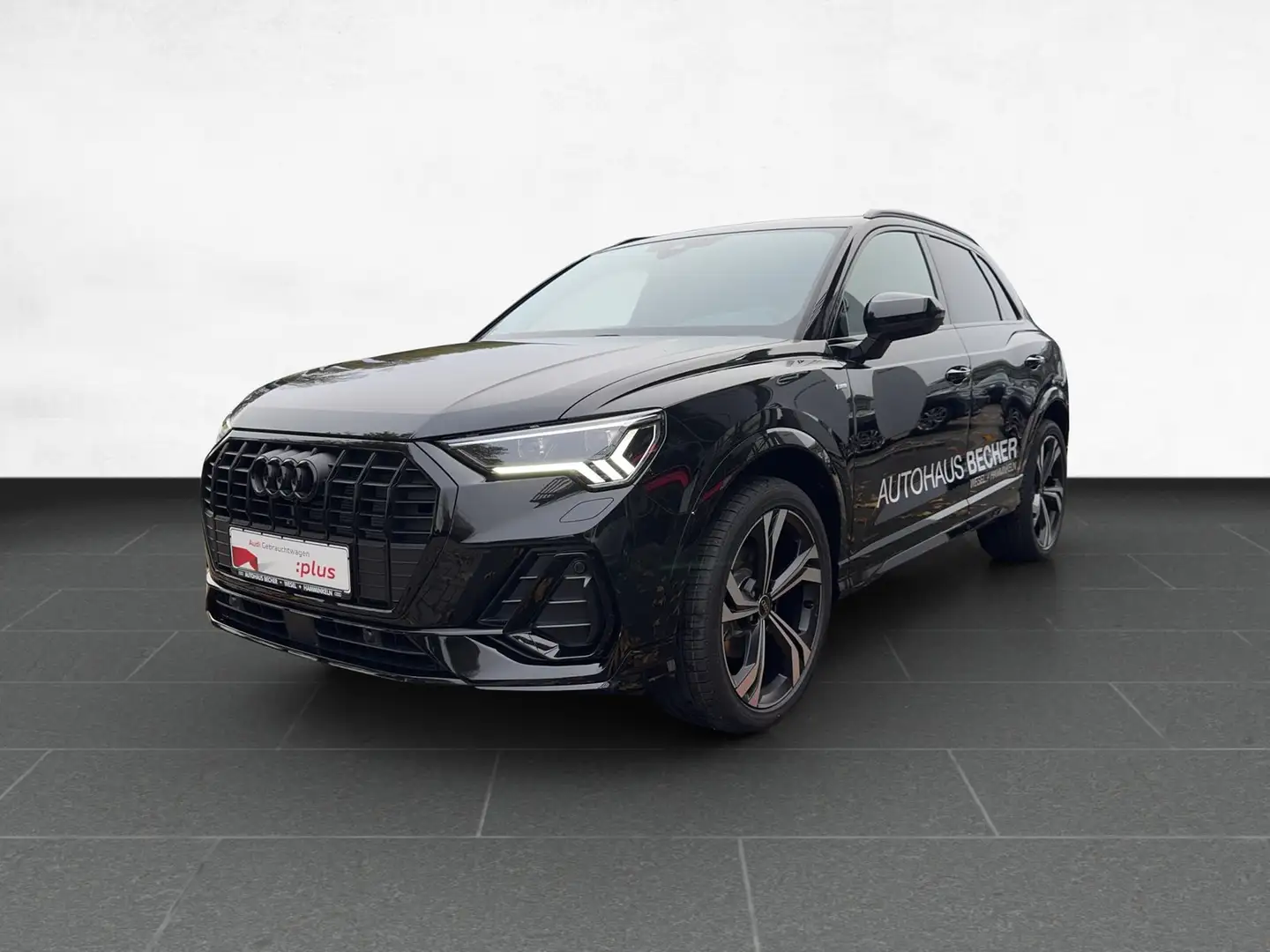 Audi Q3 S line 35 TFSI S tronic /AHK/Rückfahrk/Pano Schwarz - 2