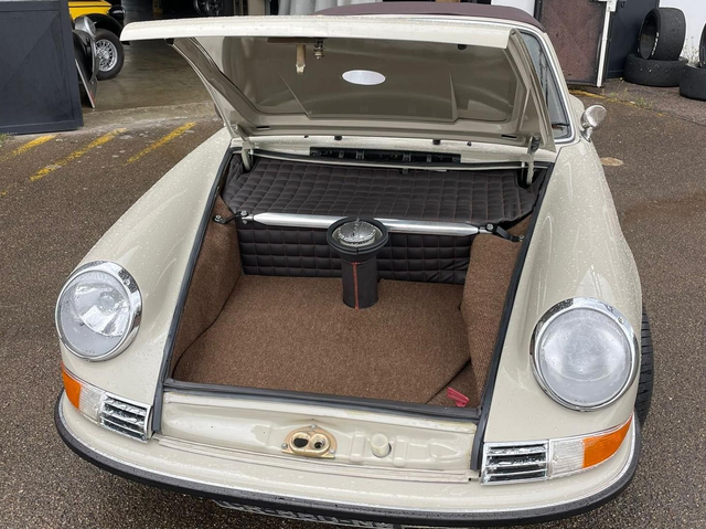 Porsche 911 911 targa TYPE G 2.7 BACKDATING ONE OF TYPE SINGER