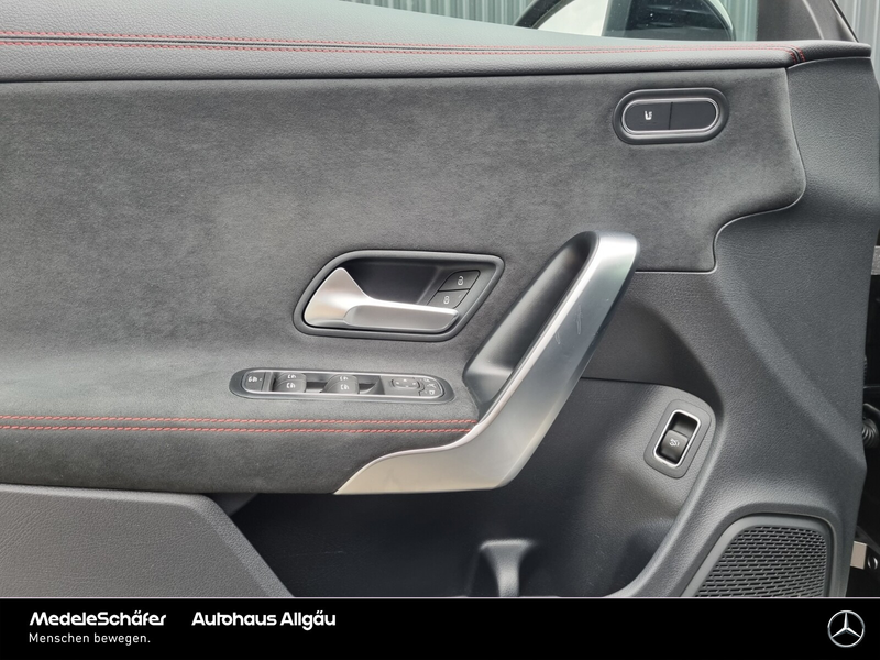 Mercedes-Benz CLA 180 CLA 180 Coupé AMG Night 19" Keyless Distronic LED — photo 11