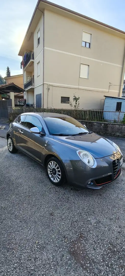 Alfa Romeo MiTo 1.3 jtdm-2 Distinctive s&s 95cv Gri - 1