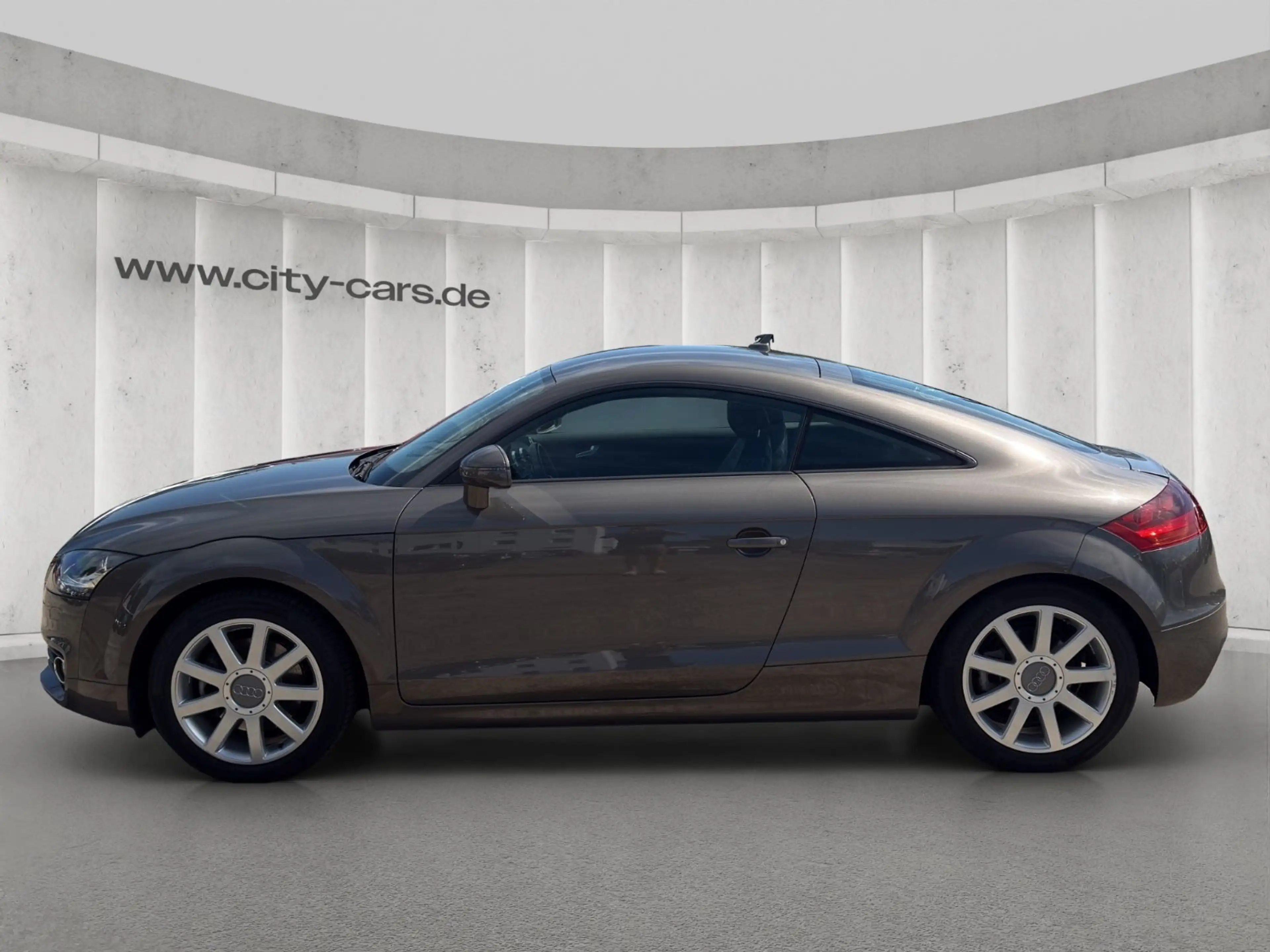 Audi TT Coupe/Roadster*Leder*Navi*Bi-Xenon*AHK — photo 3