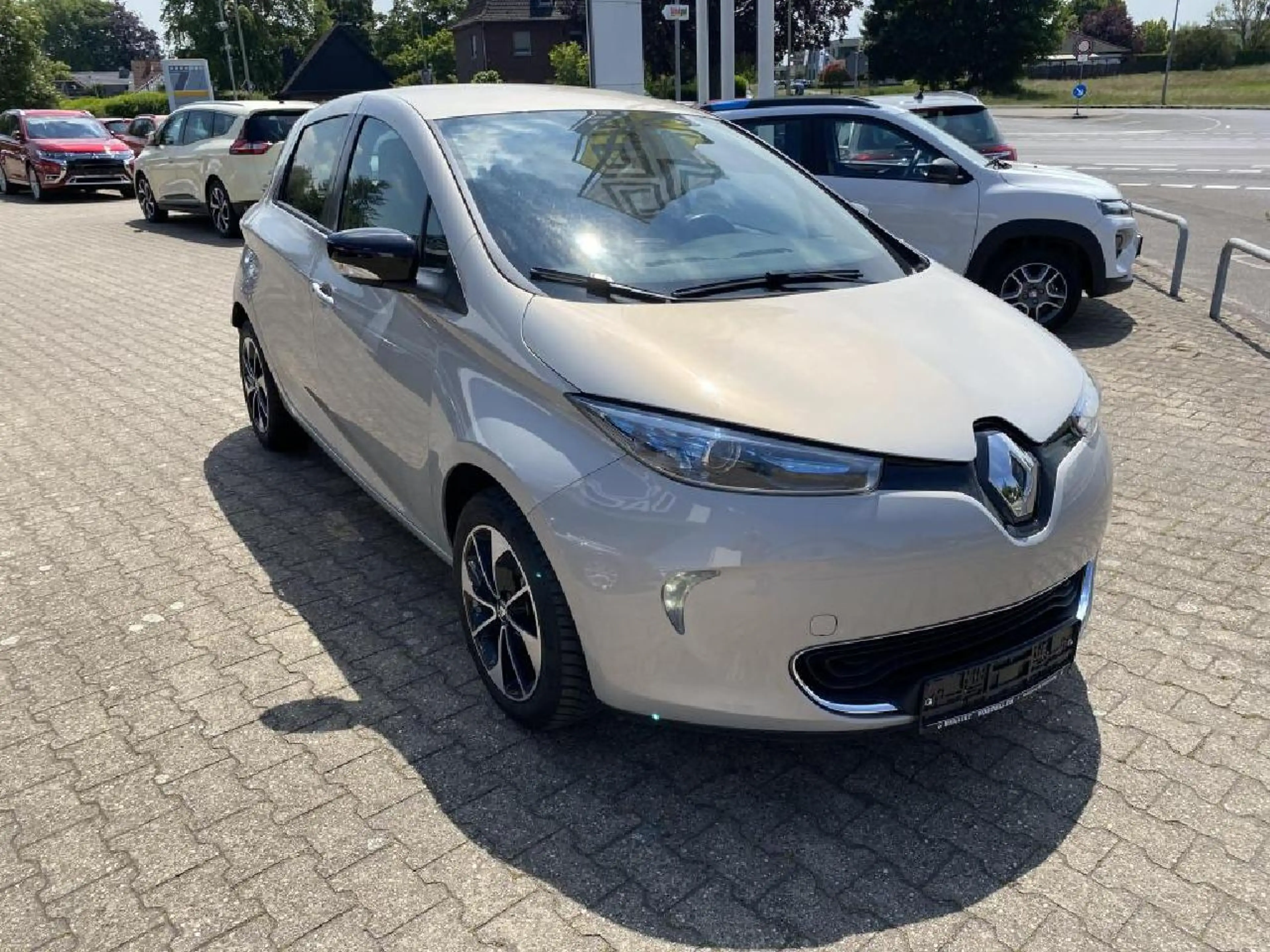 Renault ZOE Intens — photo 8