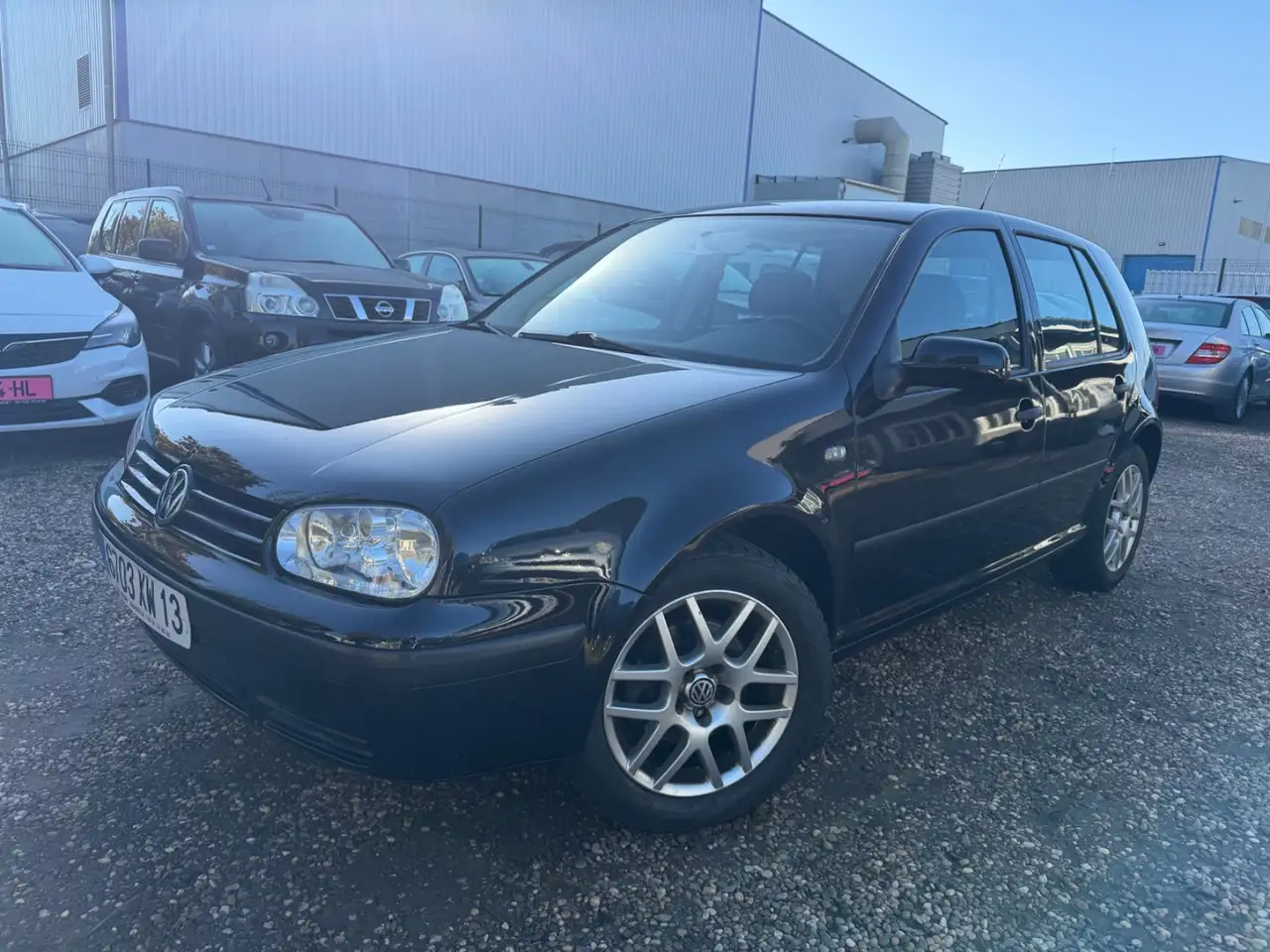 Volkswagen Golf Standard Model — photo 3