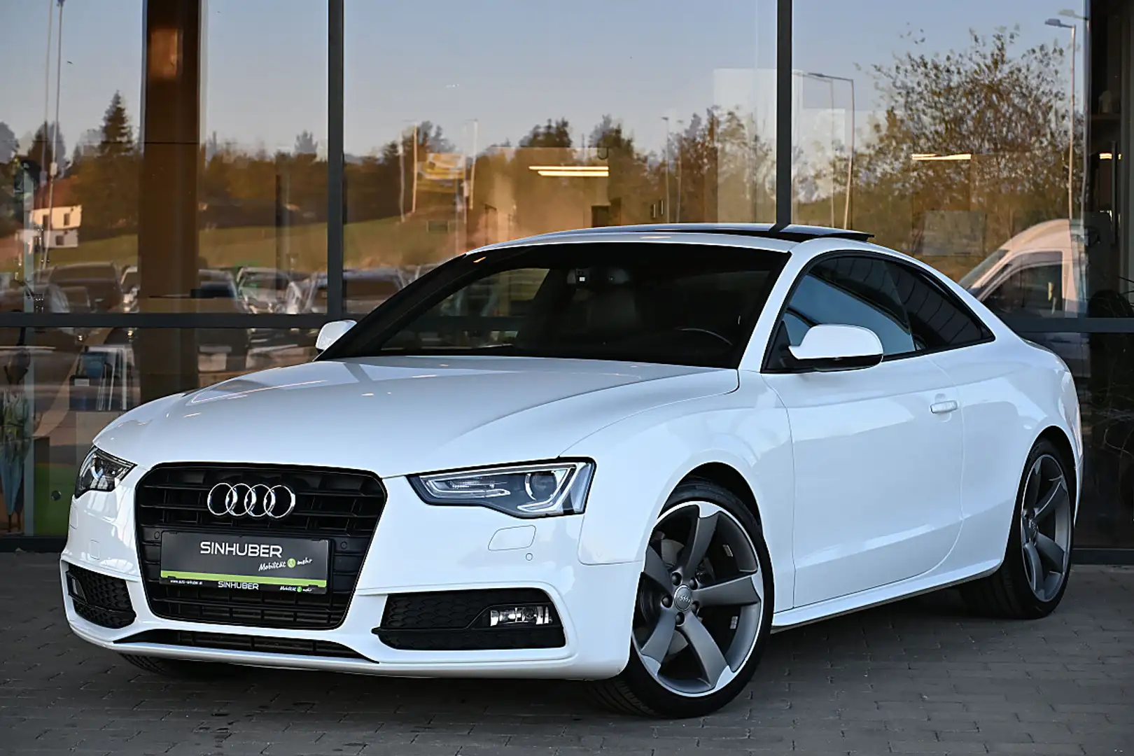 Audi A5 Coupé 1,8 TFSI S line 19", Bi-Xenon, Sportsitze... Weiß - 1