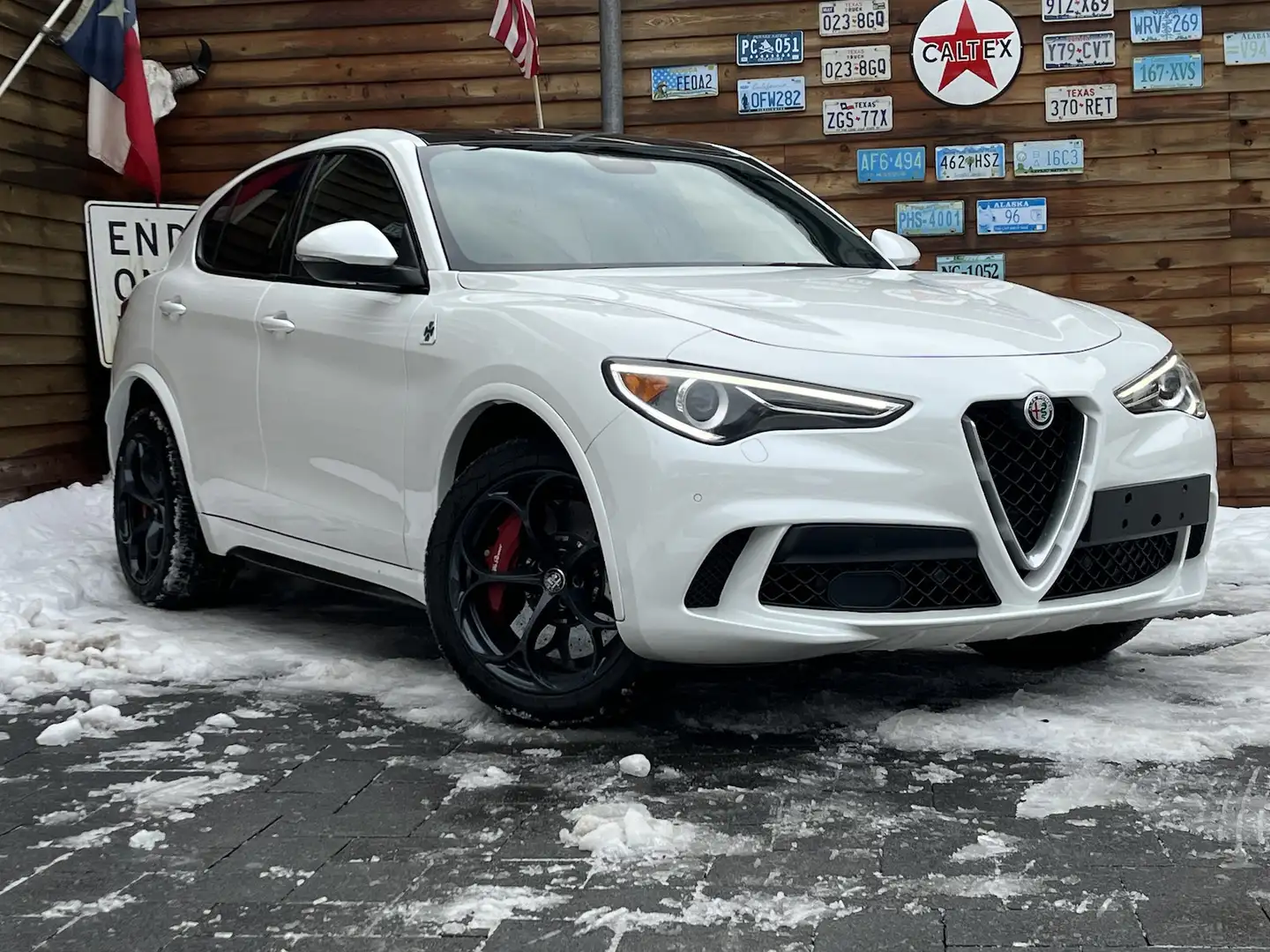 Alfa Romeo Stelvio Quadrifoglio Q4 AWD Carbon BREMBO CCM Weiß - 2
