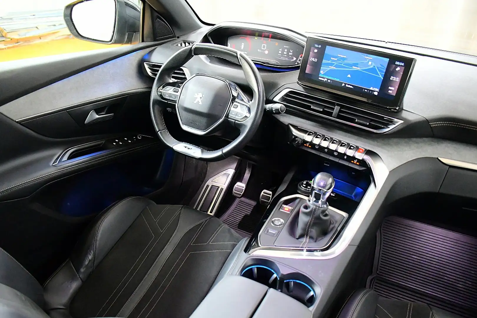 Peugeot 5008 BlueHDI 130 6-Gang-Manuell GT 7 Sitze Grau - 2