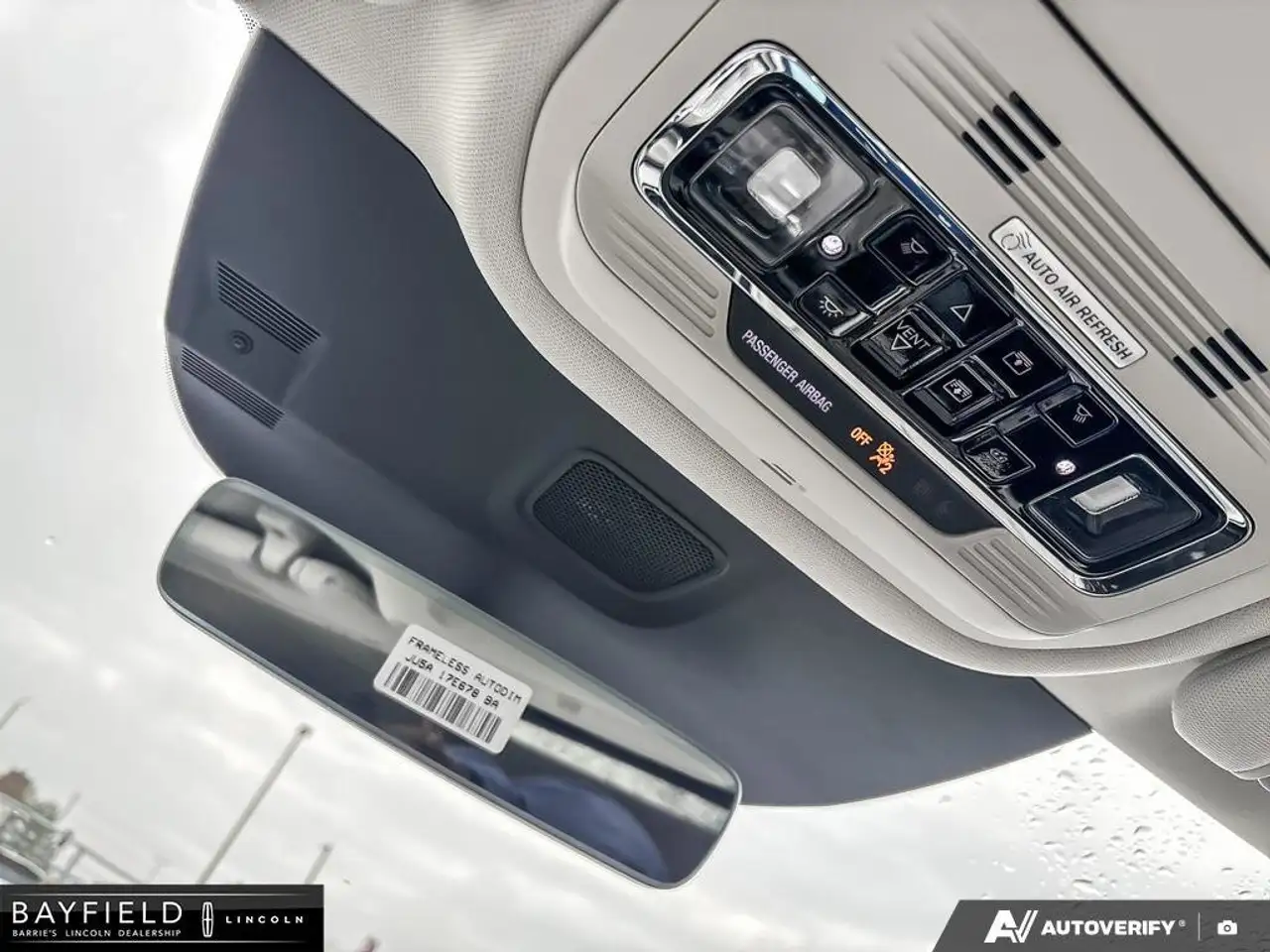 Lincoln Aviator снимка Lincoln Aviator