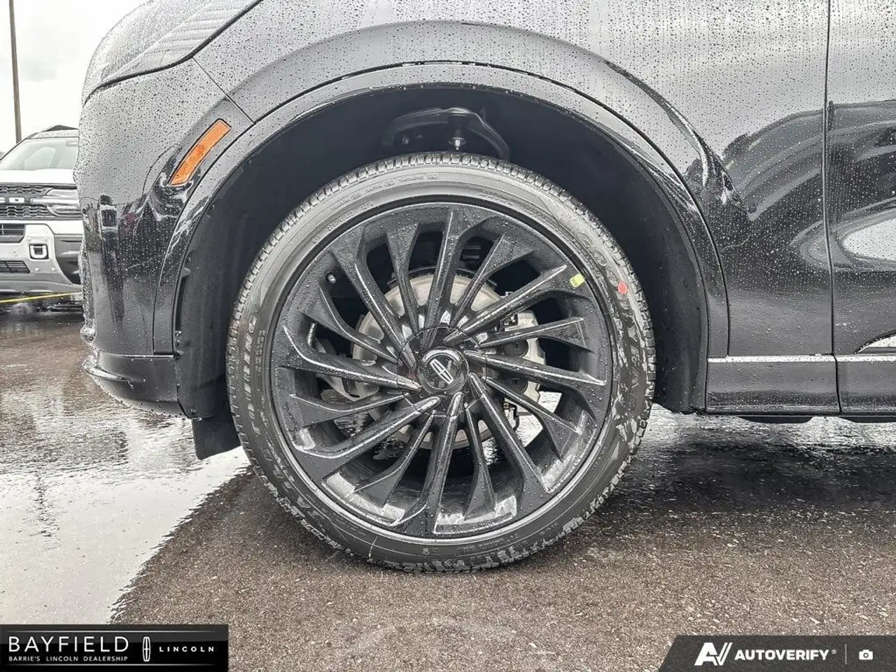 Lincoln Aviator снимка Lincoln Aviator
