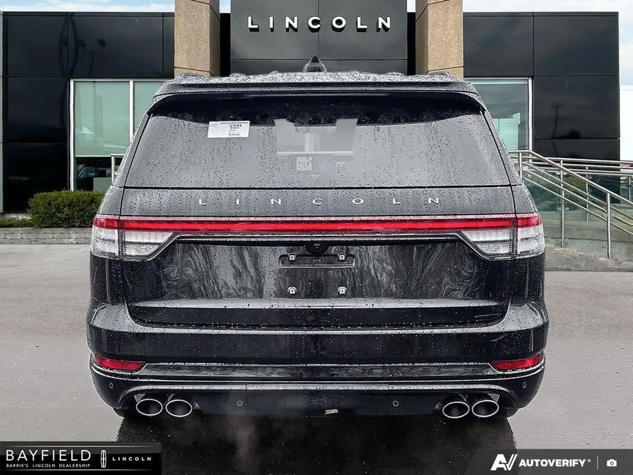 Lincoln Aviator снимка Lincoln Aviator