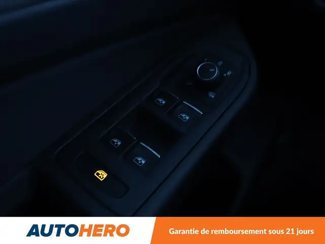 Volkswagen Golf view 29