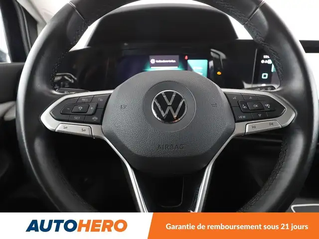 Volkswagen Golf view 19