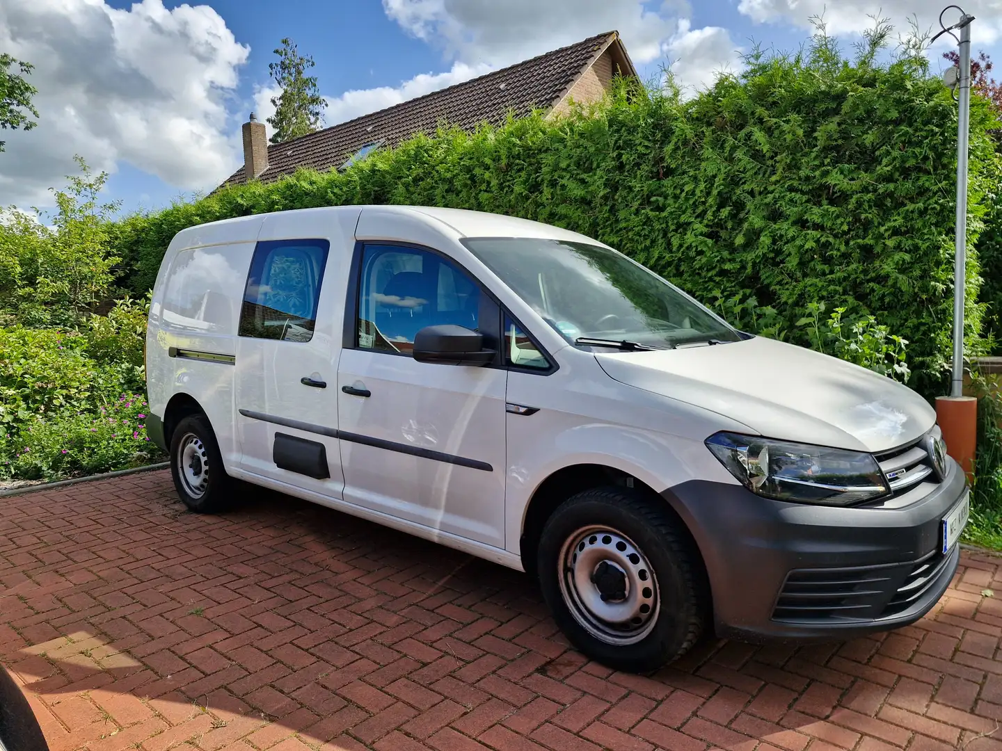 Volkswagen Caddy Maxi Kasten BMT, Erdgas/Benzin, Handwerker/Camper Weiß - 2