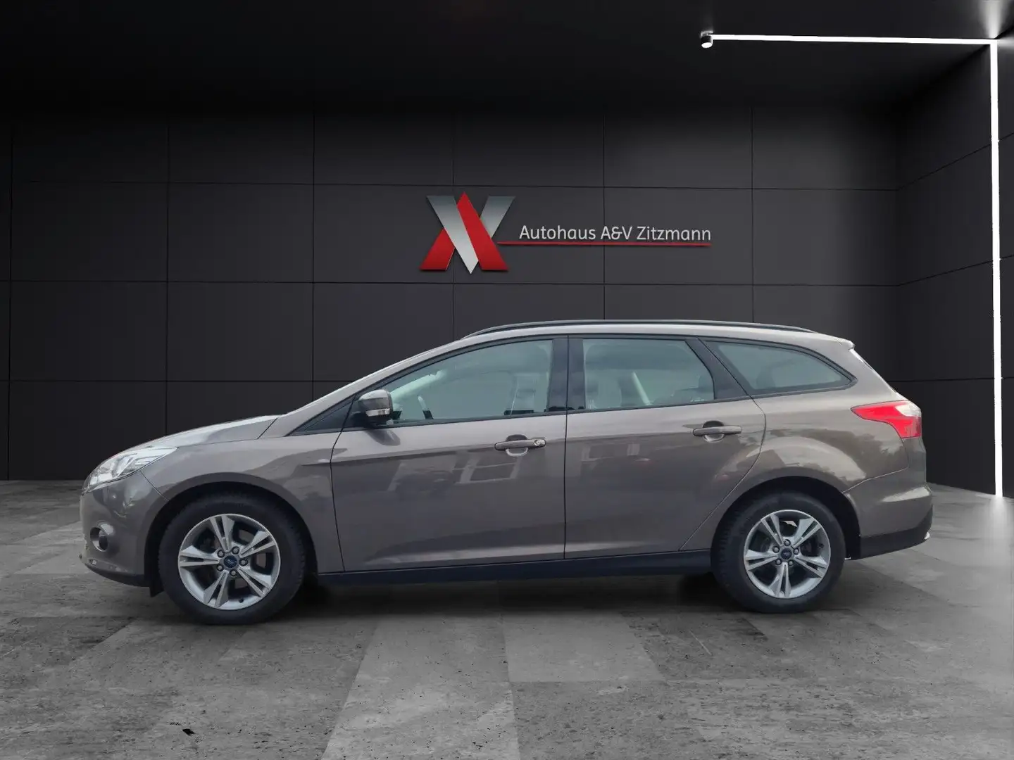 Ford Focus Turnier Sync Edition Braun - 2