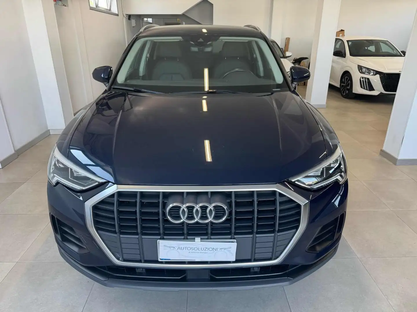 Audi Q3 35 TDI S tronic Business Blu/Azzurro - 2