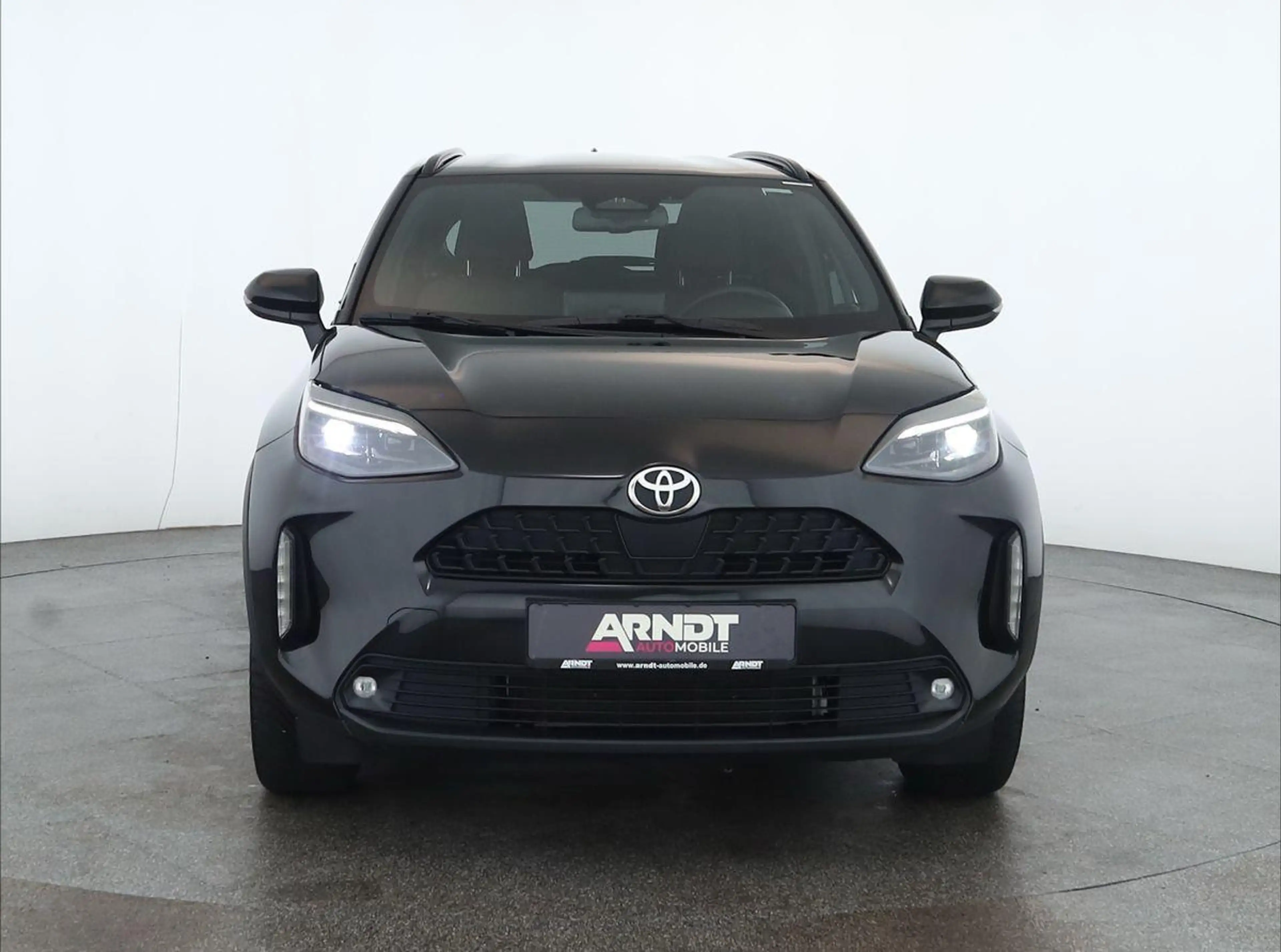 Toyota Yaris Cross Hybrid Teamplayer LED Nav SitzHZ Kam — photo 3