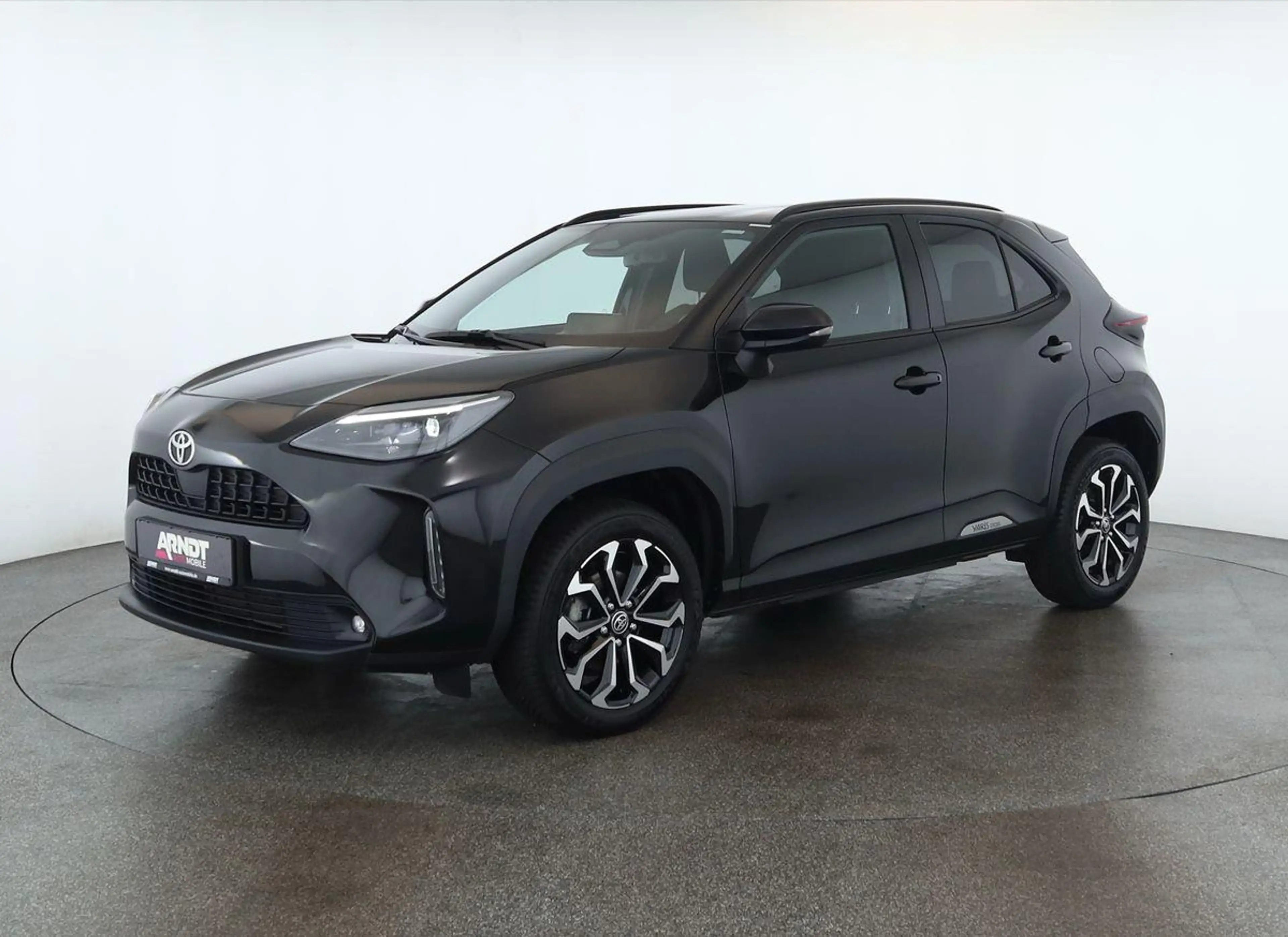 Toyota Yaris Cross Hybrid Teamplayer LED Nav SitzHZ Kam — photo 2