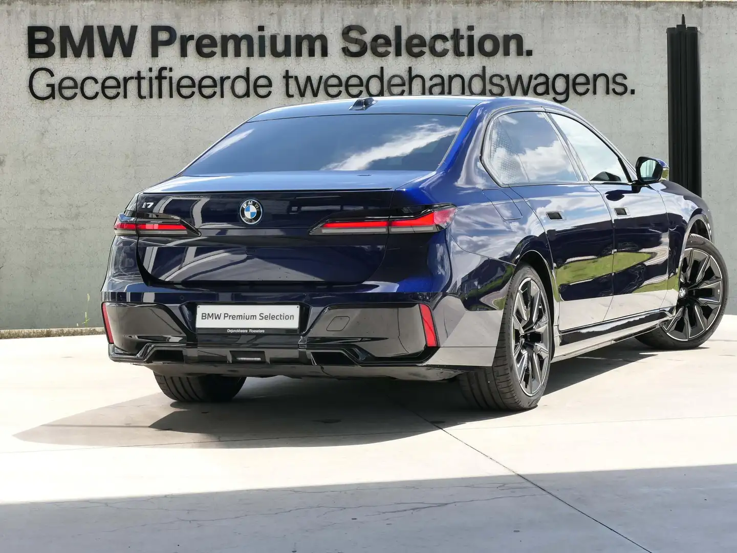 BMW i7 xDrive60 M Sport PRO INDIVIDUA Albastru - 2