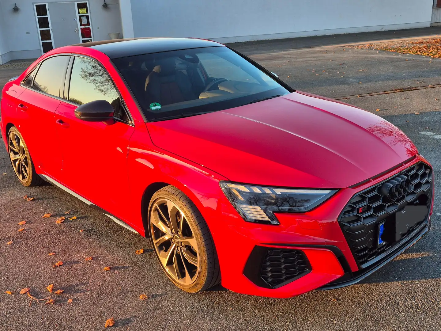 Audi S3 Lim. 2.0 TFSI quattro edition one, Matrix, Pano. Rot - 1