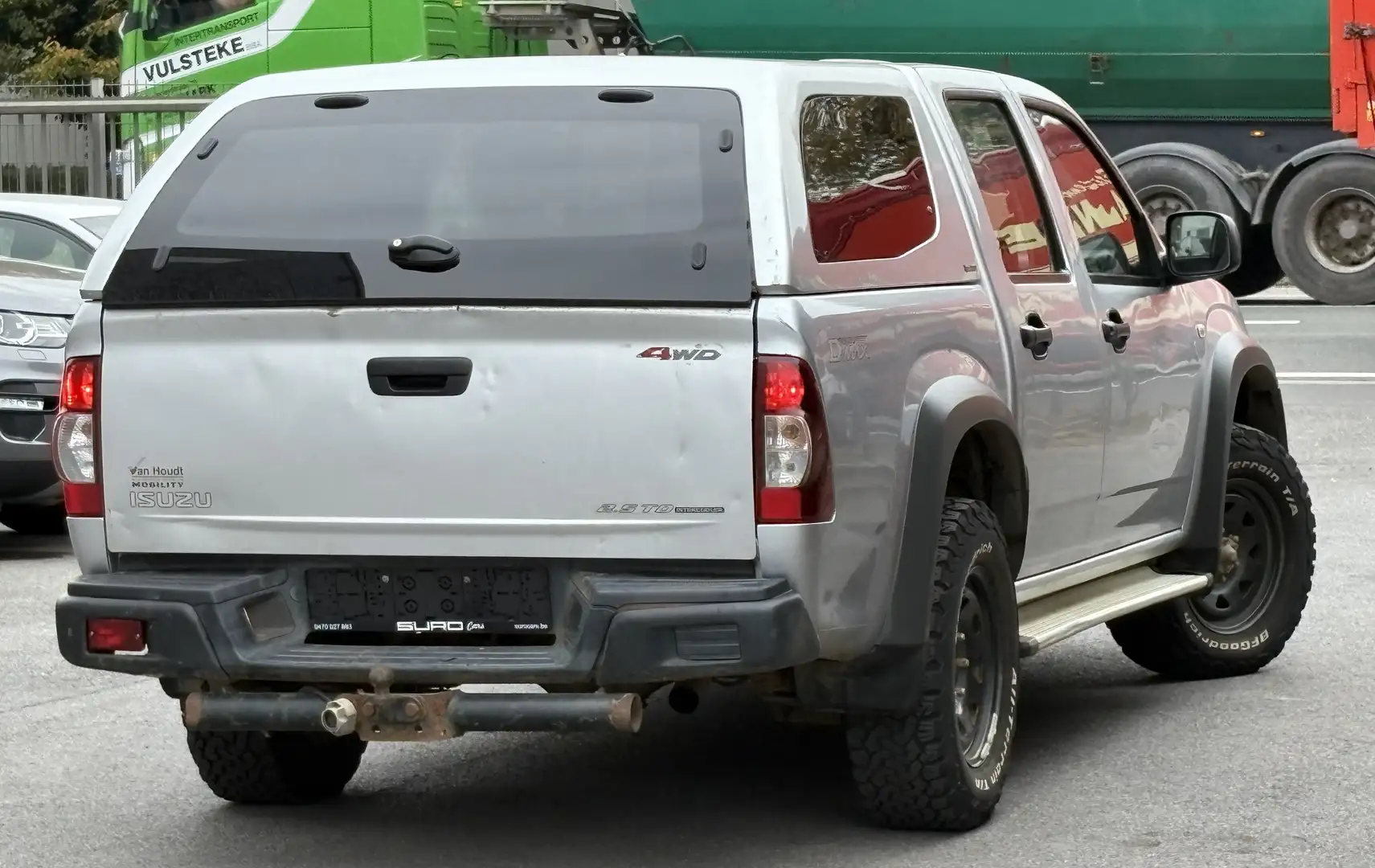 Isuzu D-Max D-Max 4x4 Double Cab Custom Grijs - 2