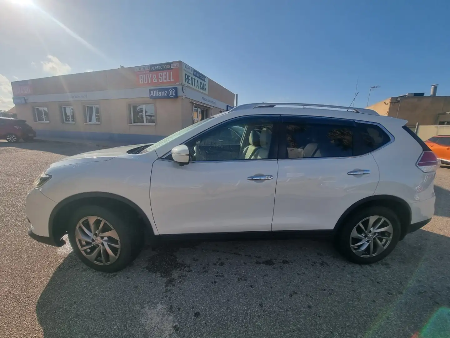 Nissan X-Trail 1.6 dCi Tekna 4x2 XTronic Weiß - 2