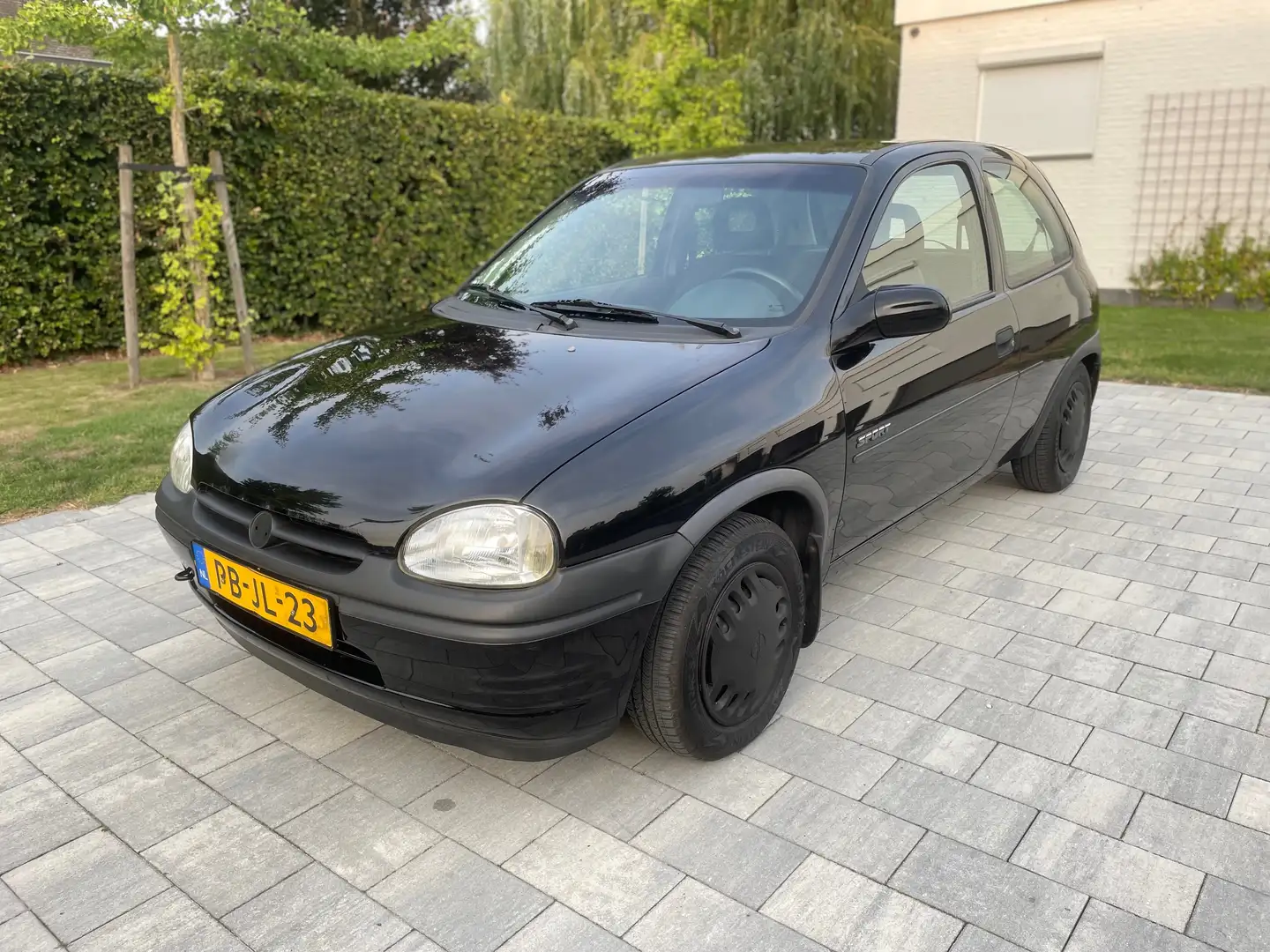 Opel Corsa Corsa 1.4i Swing Чёрный - 1