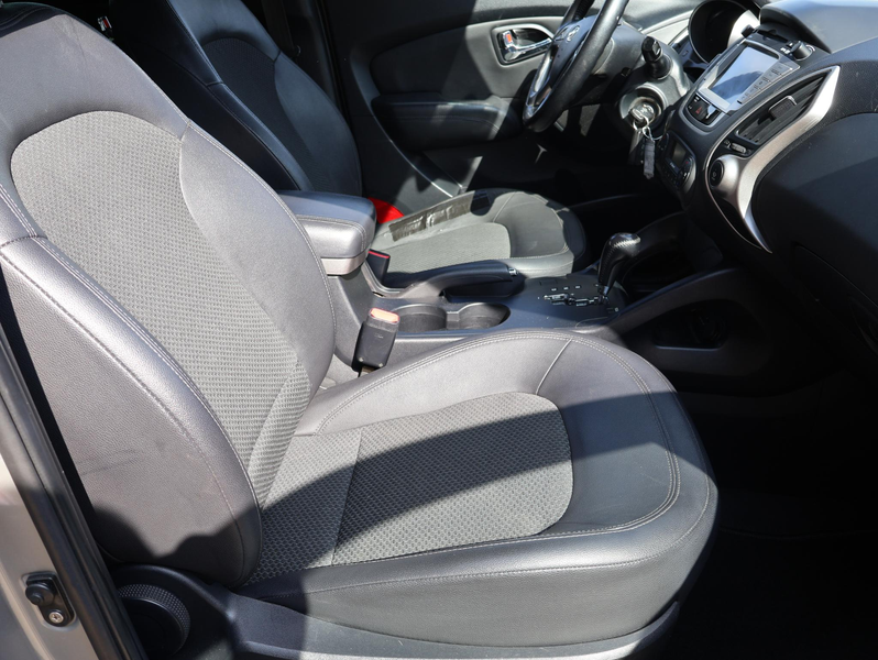 Hyundai iX35 2.0i Style Navi NAP Trekhaak Leder Cruise Airco 05 — photo 15