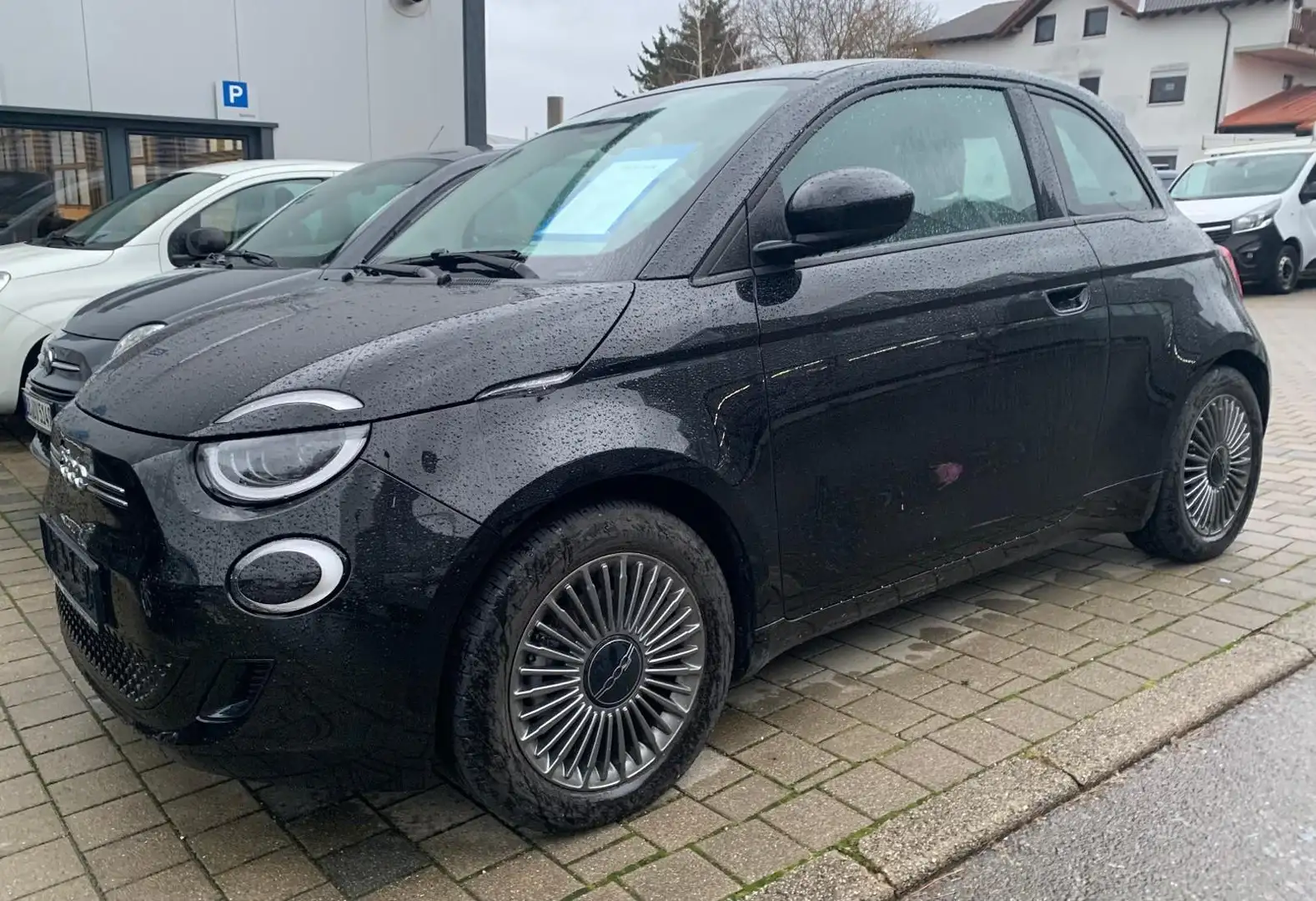 Fiat 500e 500e Icon, Komfort und Magic Eye Paket, Navi, LED- Schwarz - 2
