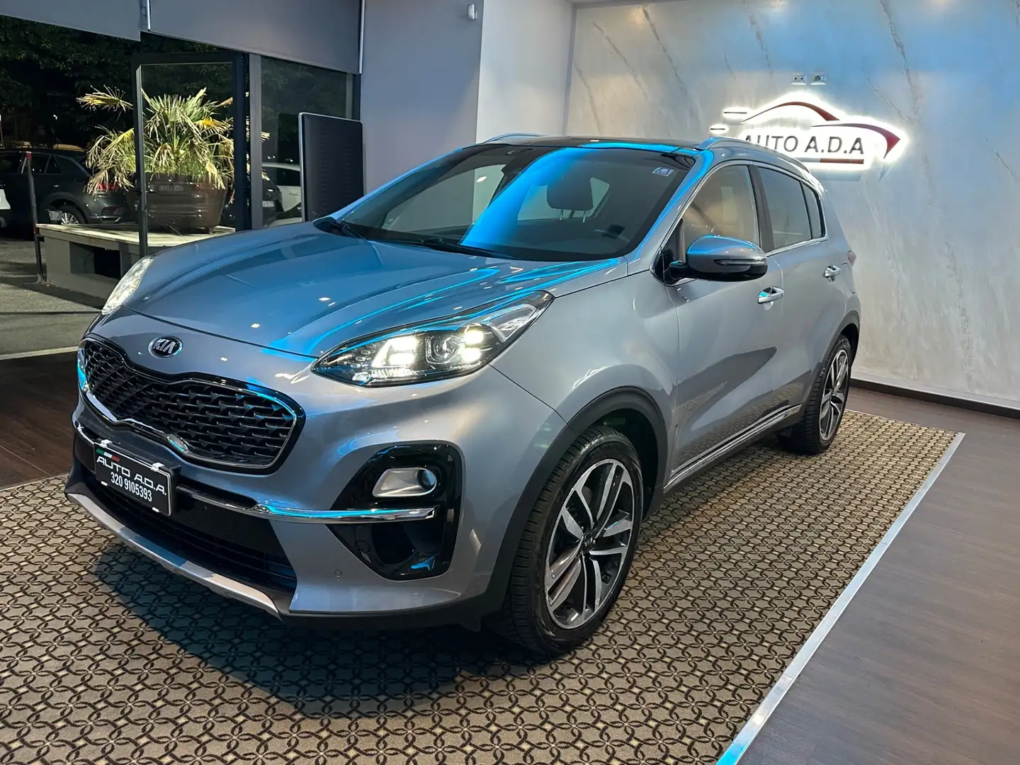 Kia Sportage 1.6 CRDI 115 CV 2WD Energy Grau - 2