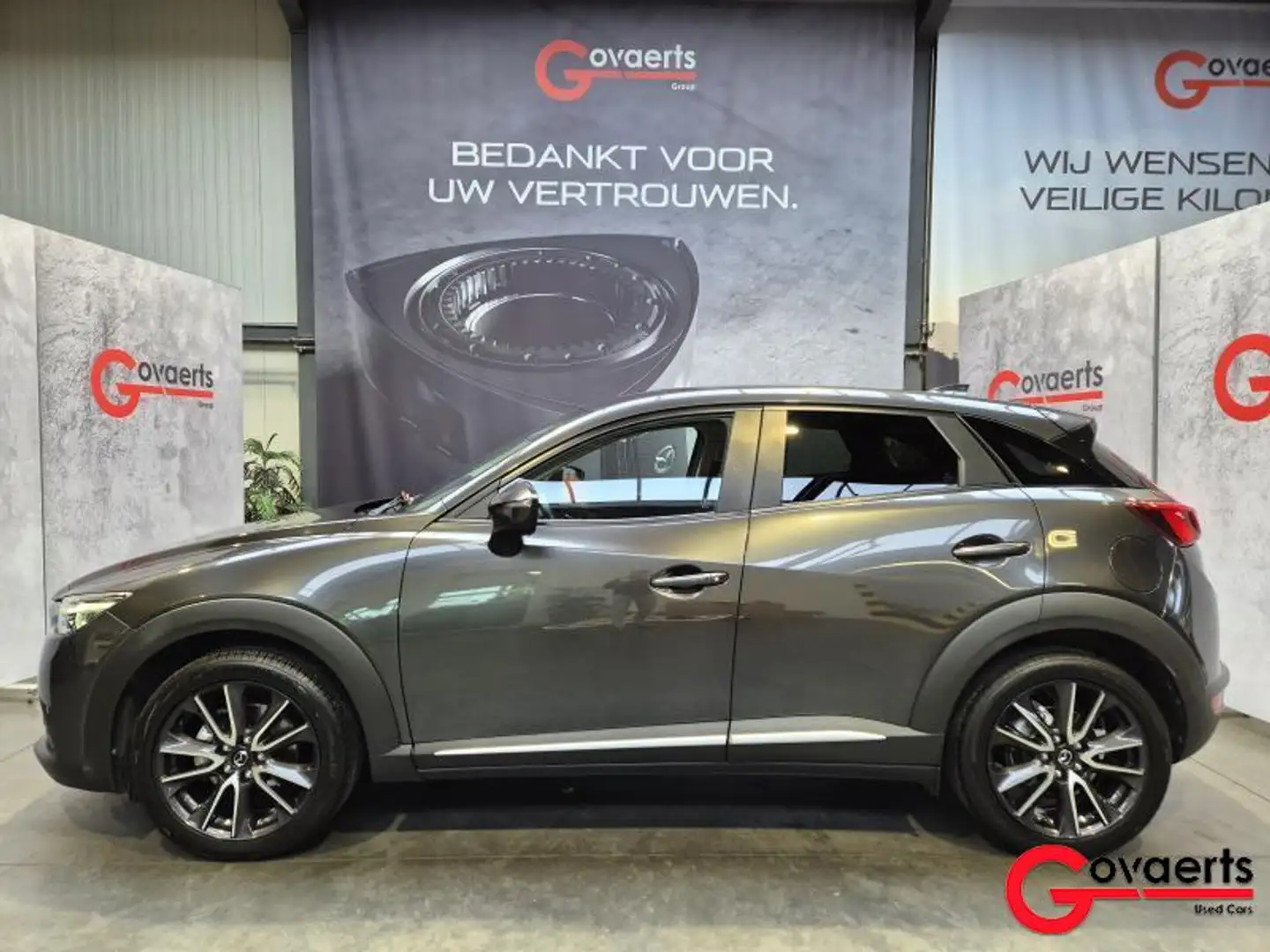 Mazda CX-3 CX-3 MY2017 5DR WGN 2.0L SKYACTIV-G 120 hp Play Ed Gris - 2