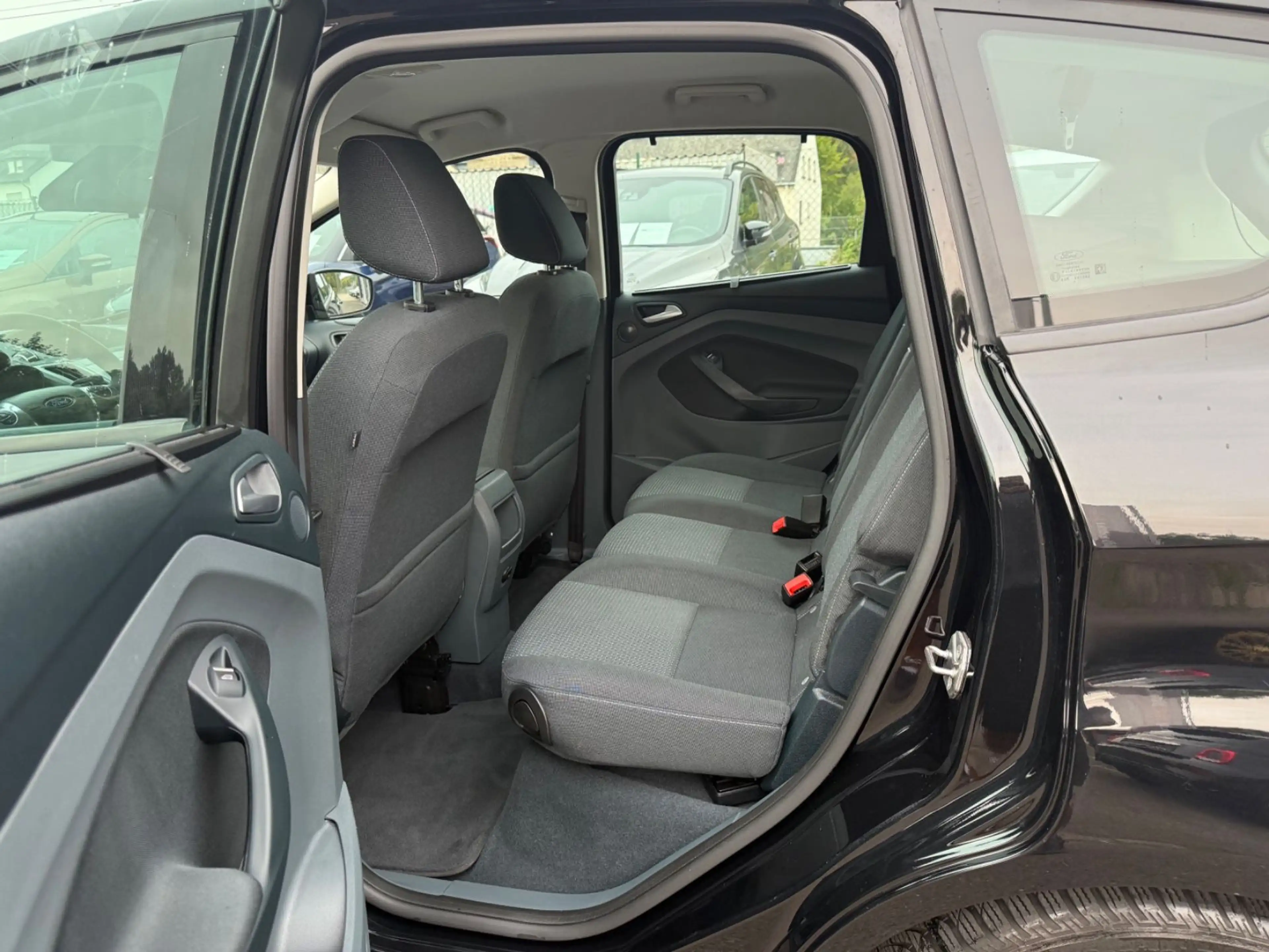 Ford C-Max C-MAX. Sync Edition! Tüv bis 02/2028 — photo 12