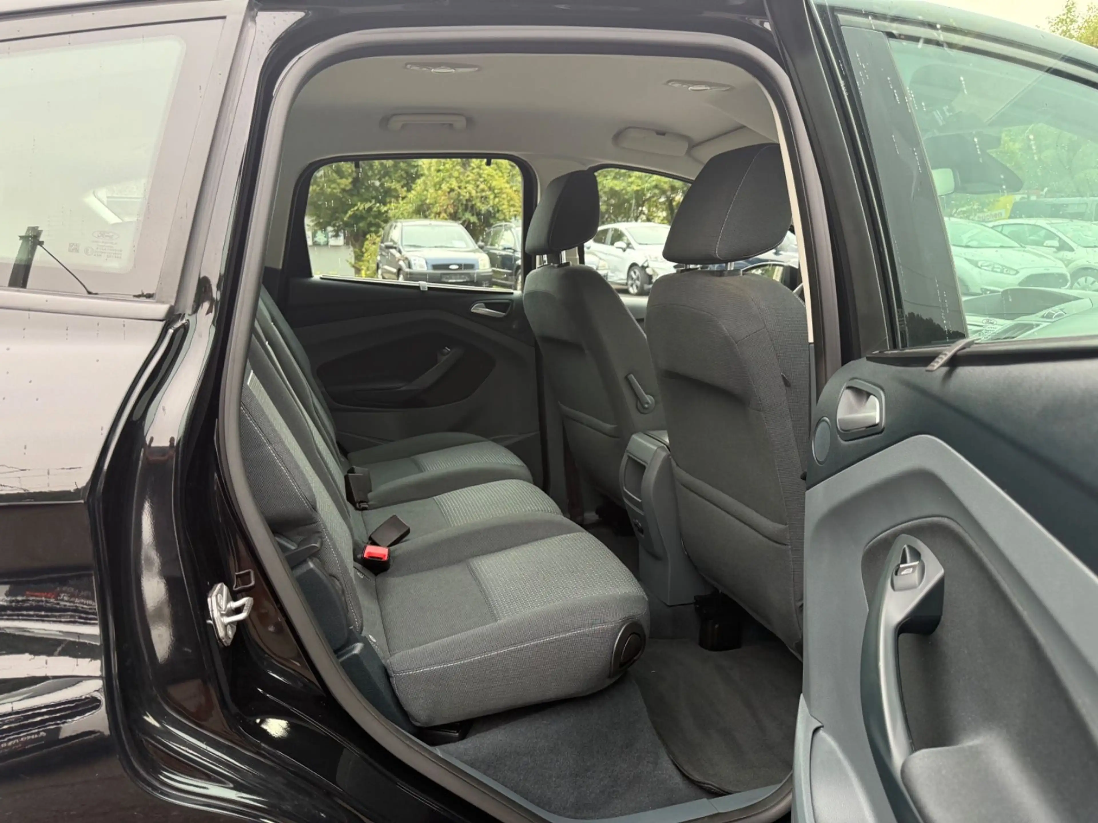 Ford C-Max C-MAX. Sync Edition! Tüv bis 02/2028 — photo 14