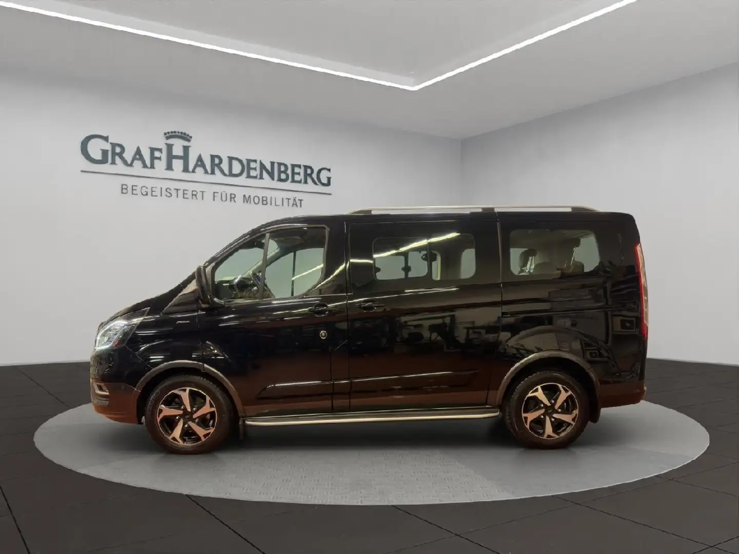 Ford Tourneo 320 L1 Tourneo Active Noir - 2