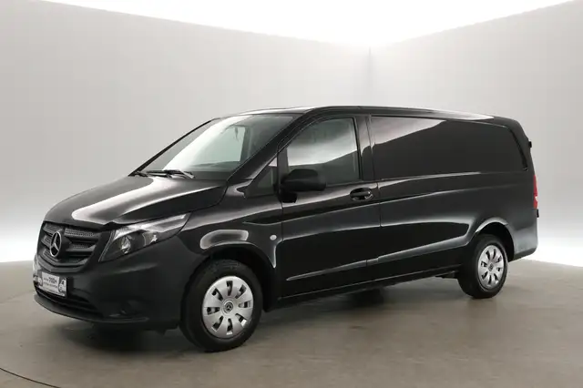 Mercedes-Benz Vito view 8