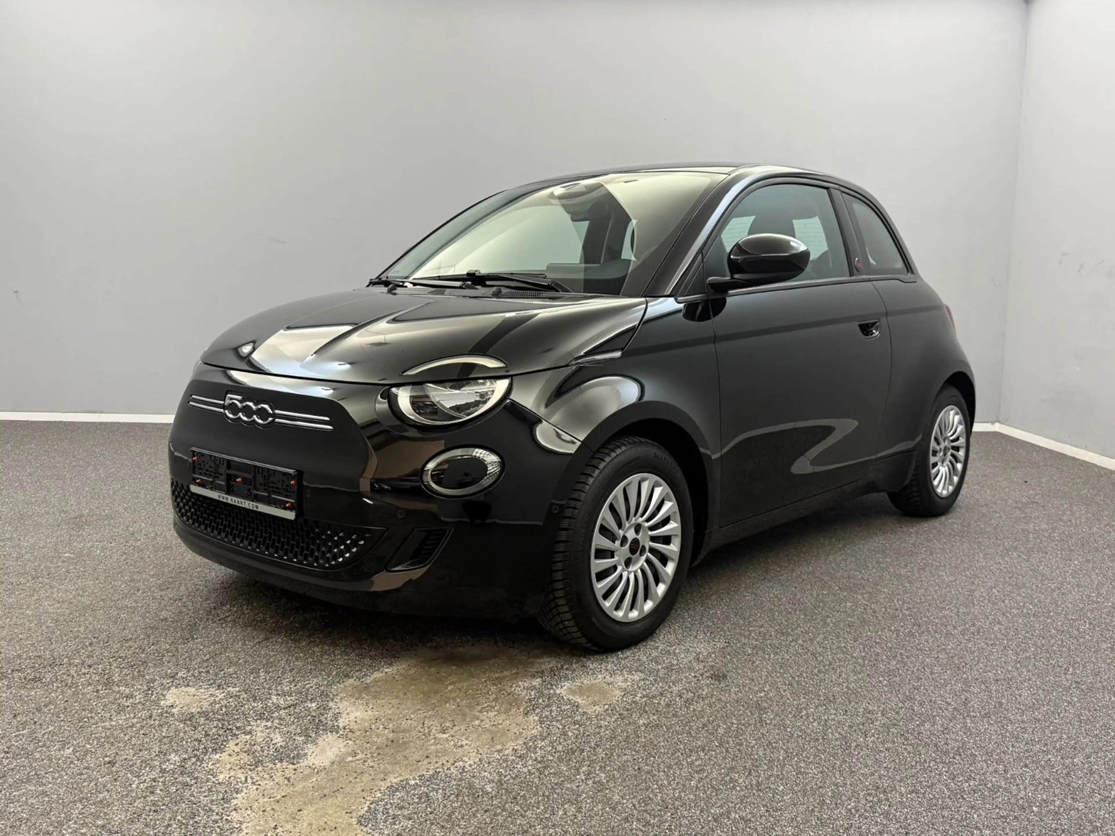 Fiat 500e RED UCONNECT*CARPLAY*KAMERA*VIRTUAL*GARANTI