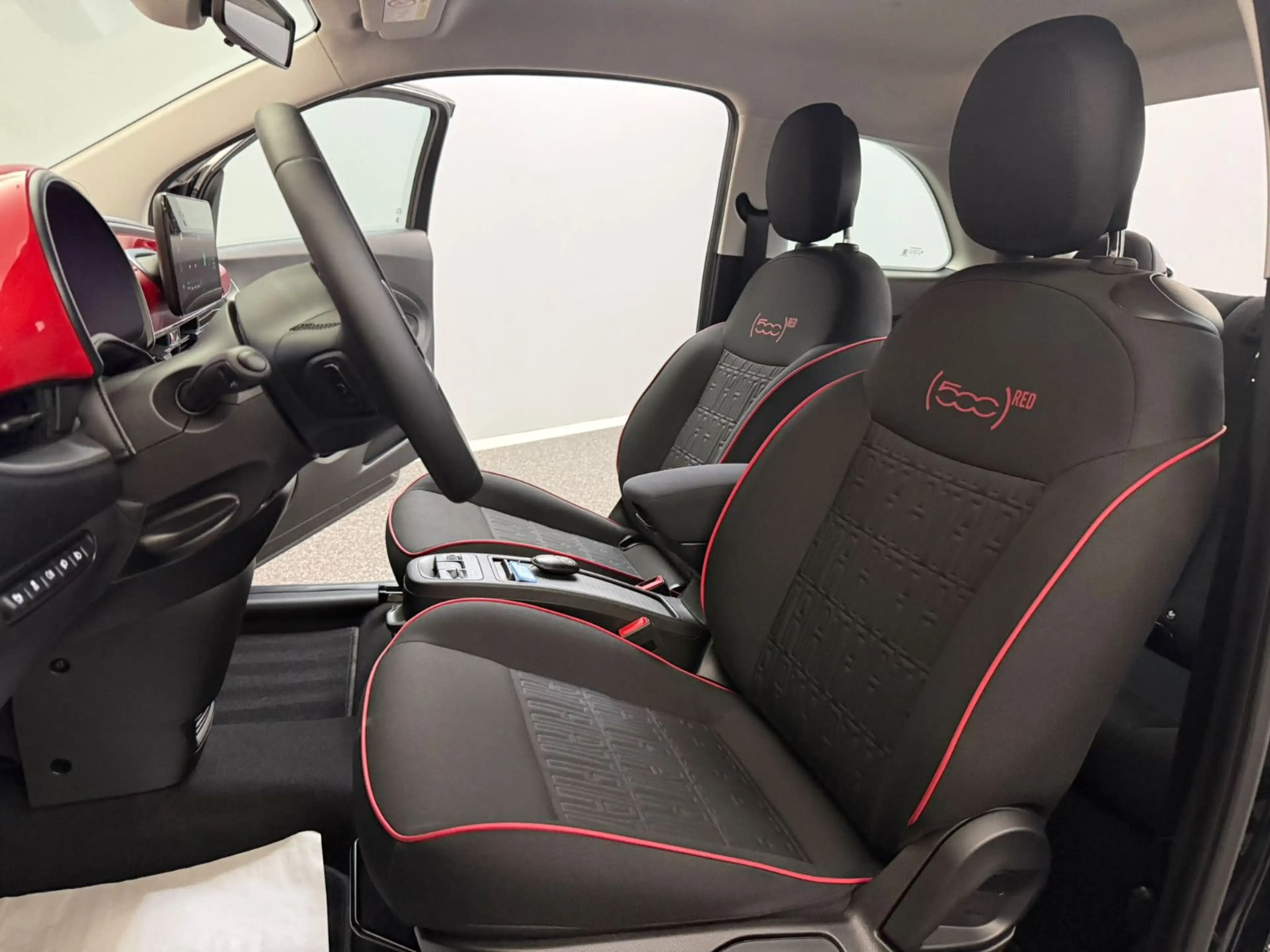 Fiat 500e RED UCONNECT*CARPLAY*KAMERA*VIRTUAL*GARANTI — photo 9