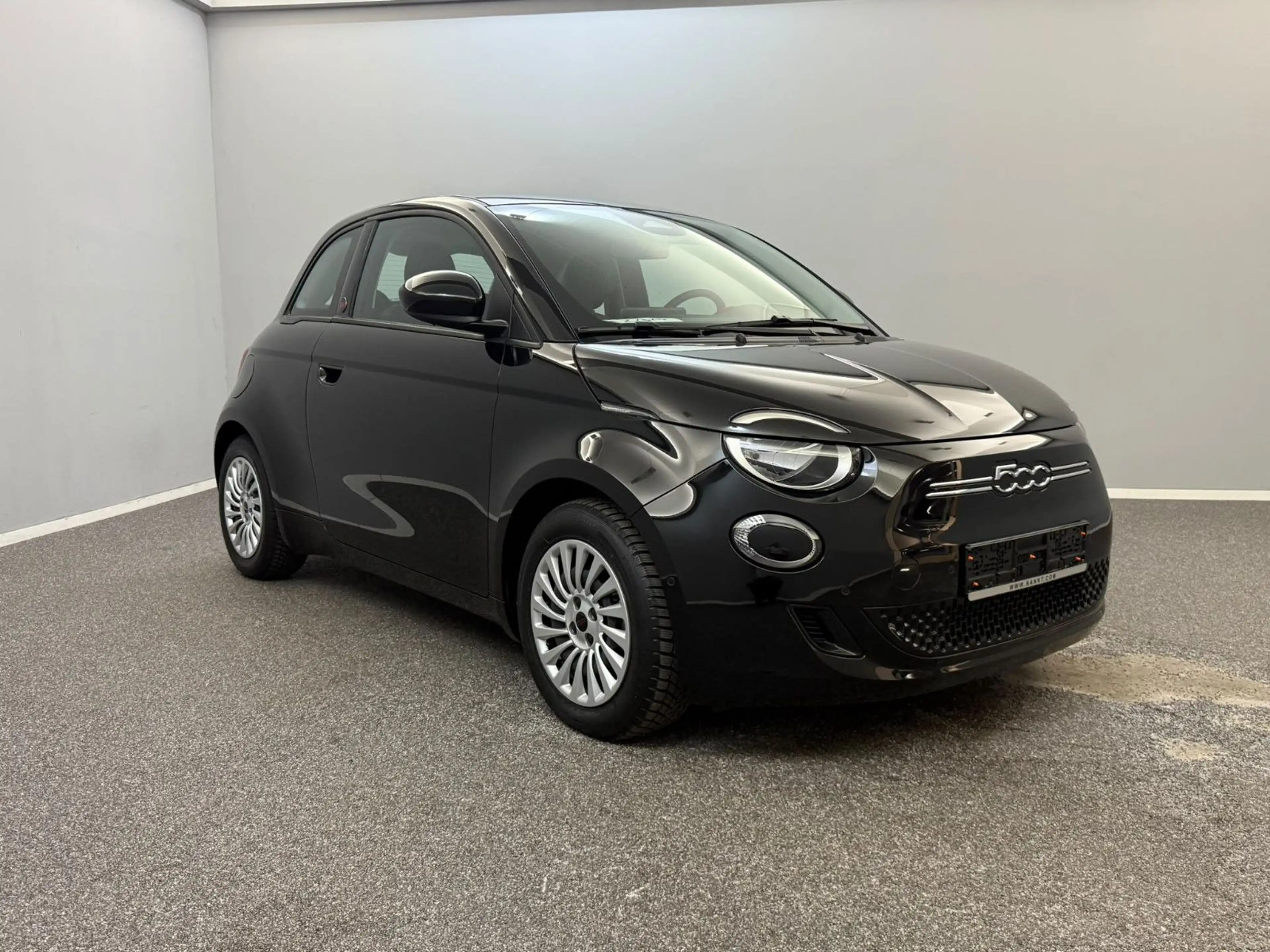 Fiat 500e RED UCONNECT*CARPLAY*KAMERA*VIRTUAL*GARANTI — photo 3