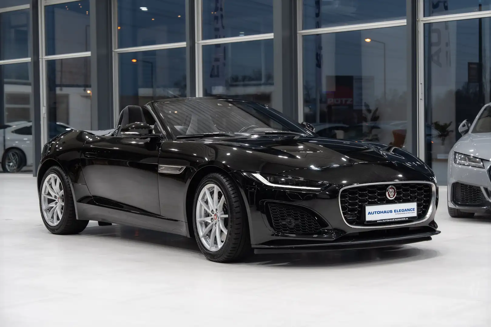 Jaguar F-Type Basis*SPORT-ABGAS*MERDIAN*6-WEGE*KAMERA* Noir - 2