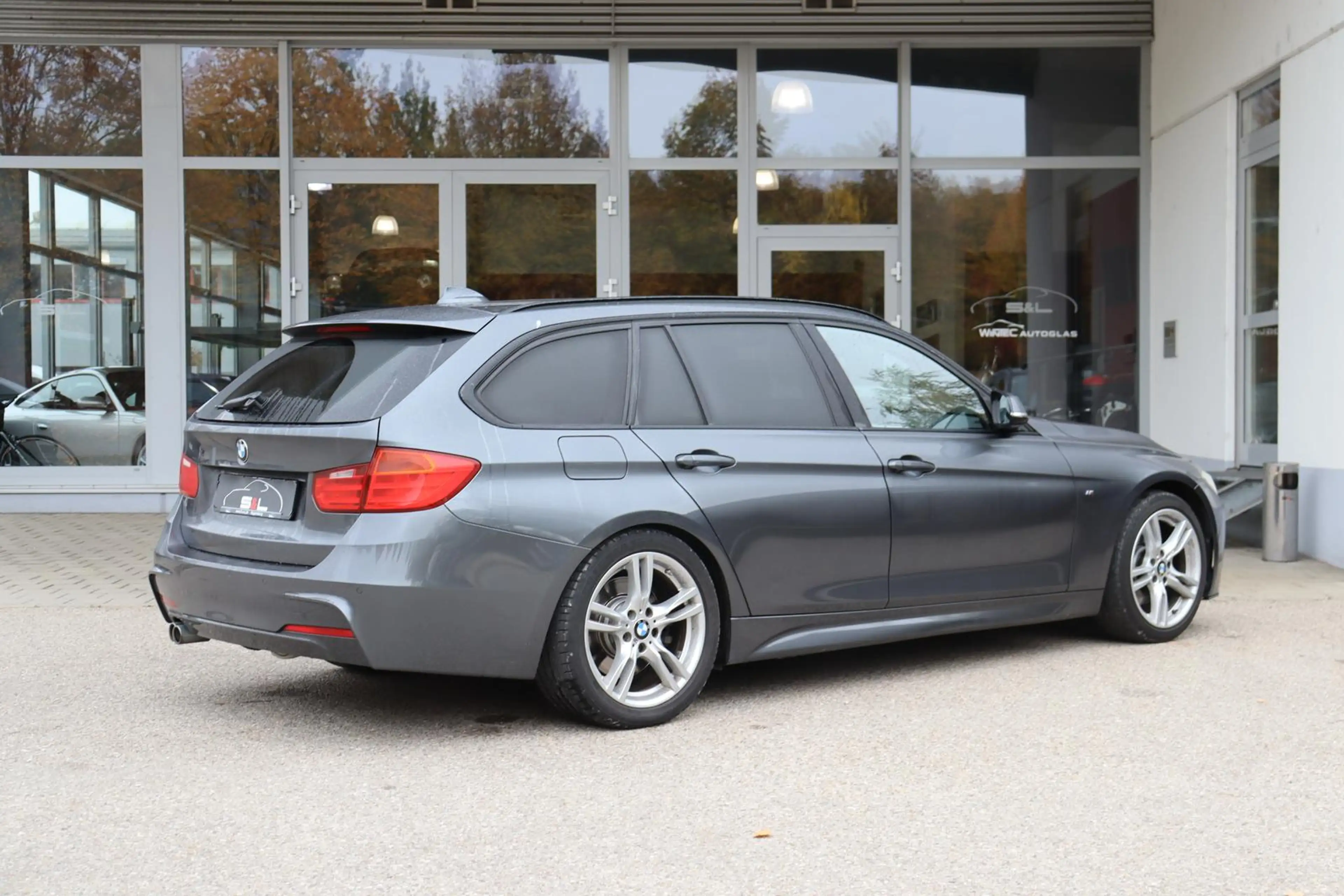 BMW 330 3.0 Turbodiesel/Business/Comf/Inno/M-Paket — photo 2