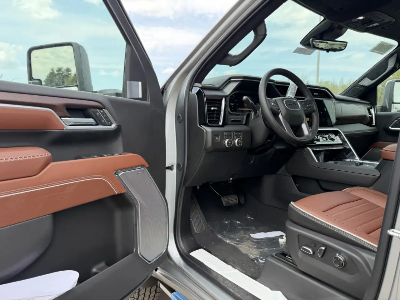 GMC Sierra 2500HD снимка GMC Sierra 2500HD