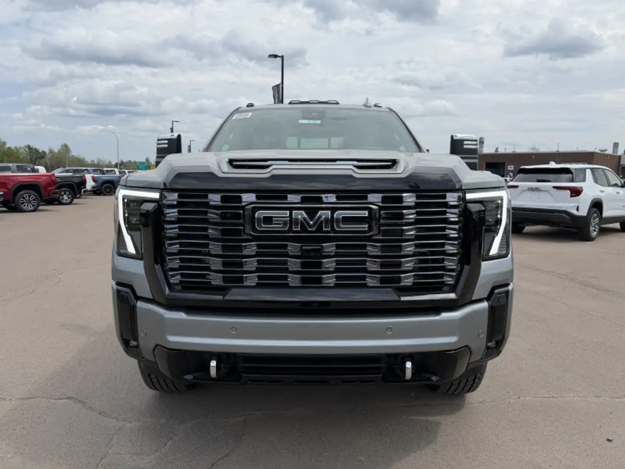 GMC Sierra 2500HD снимка GMC Sierra 2500HD