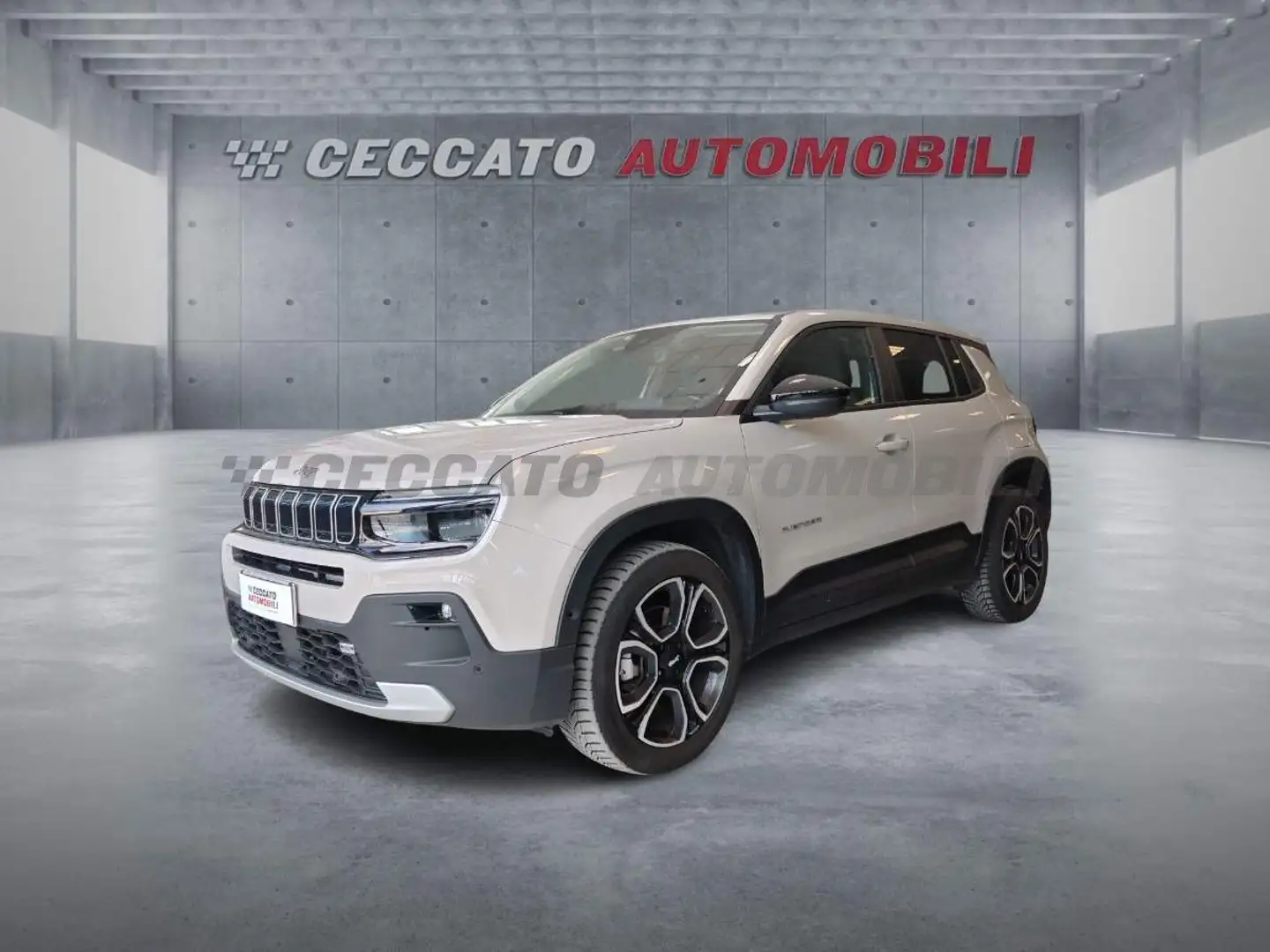 Jeep Avenger Avenger Mhev Avenger Summit 1.2 100cv Dct Mhev Grigio - 1