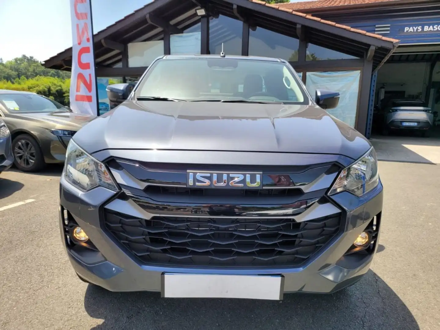 Isuzu D-Max 1.9 CREW N60 BB+ 4WD AUTO Gris - 2