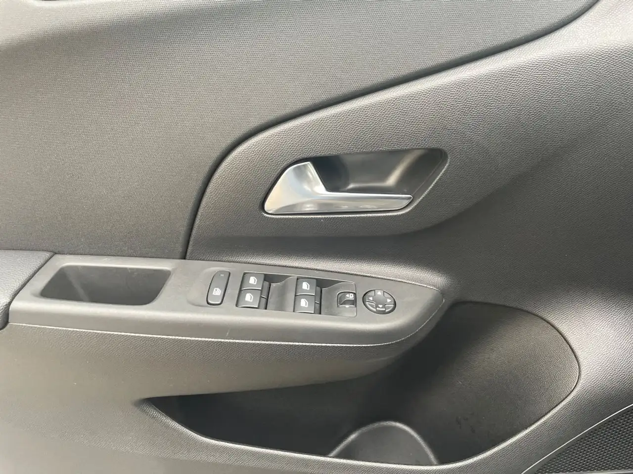Opel Corsa Corsa VI 2023 1.2 Edition S&S 100 hp 13