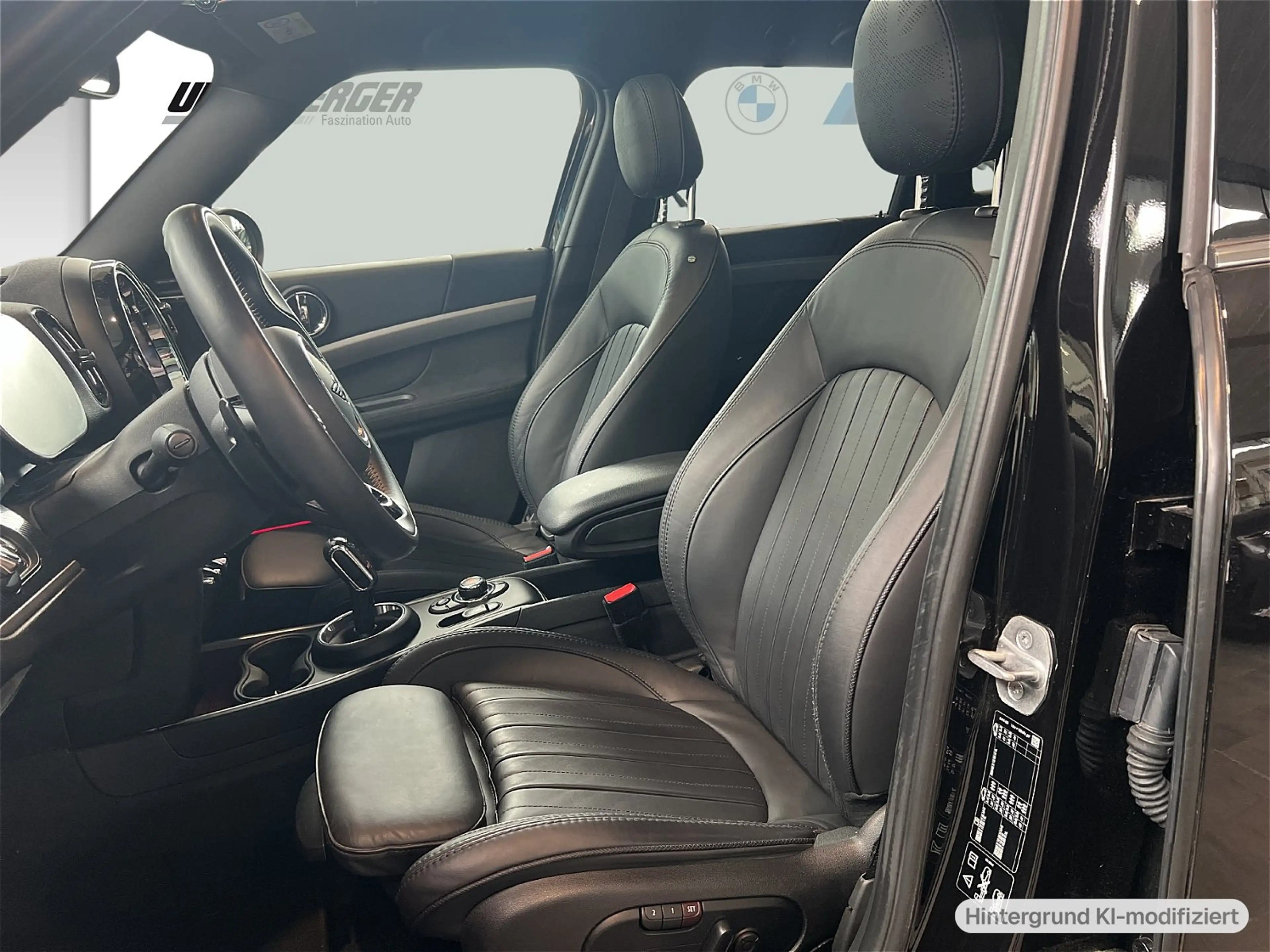 MINI John Cooper Works Countryman John Cooper Works ALL4 Countryman F60 — photo 10